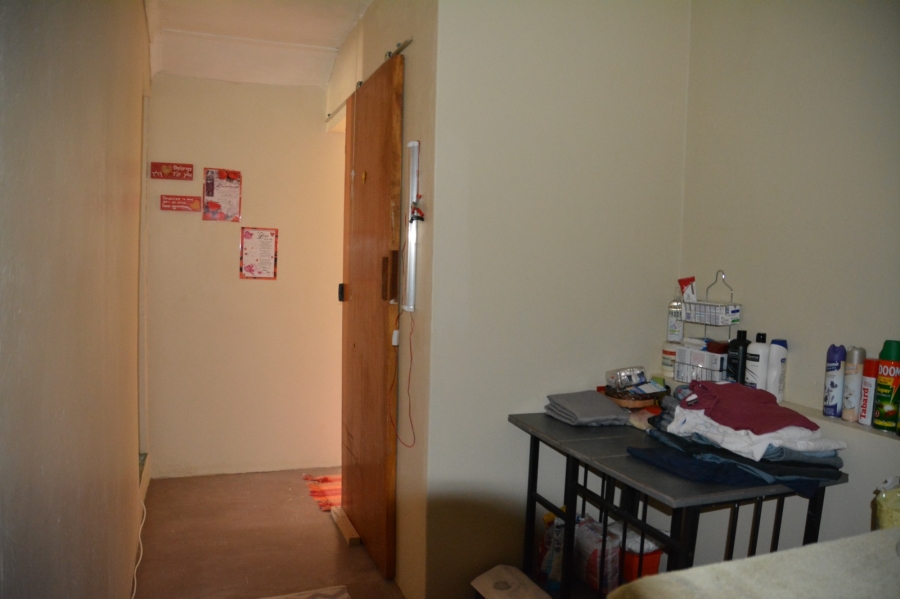 6 Bedroom Property for Sale in Klawer Western Cape